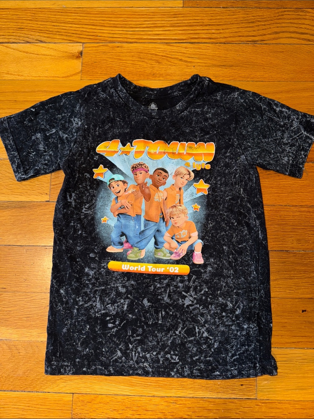 Disney Turning Red 4 Town Kids Tee Shirt size 5/6